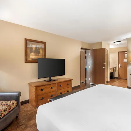 Best Western Plus Kelly Inn & Suites-3